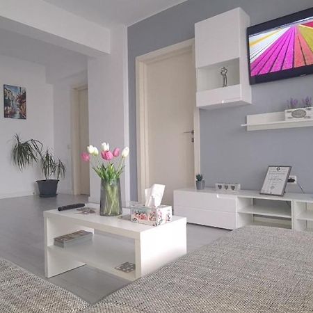 אורדאה Stefania Sweet Apartament מראה חיצוני תמונה